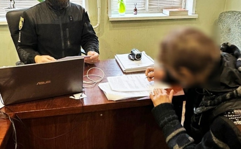 У Першотравенську затримала місцеву мешканку за нанесення тяжких тілесних ушкоджень чоловіку